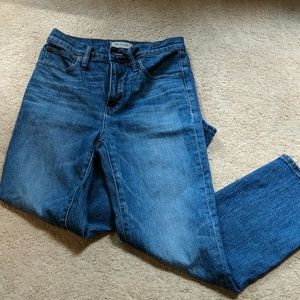 EUC Madewell Classic Straight Jean in Fawn Wash